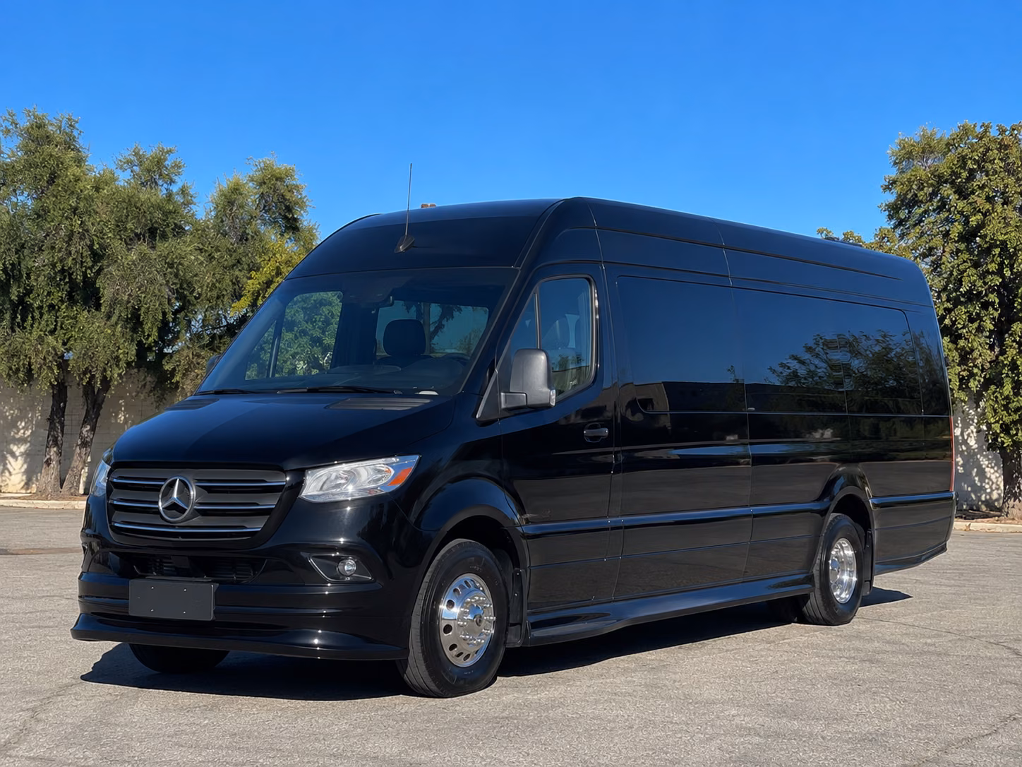 transportation serving sparks and nearby cities